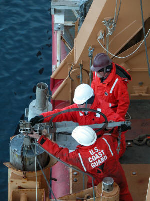 Rigging a Jumbo Piston Core in
                  the Arctic Ocean